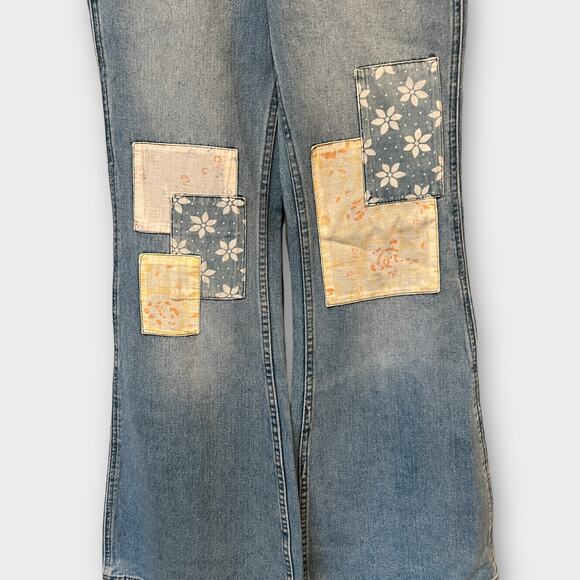 Billabong x Wrangler Patch Flare Jeans Size 25 - Picture 7 of 14